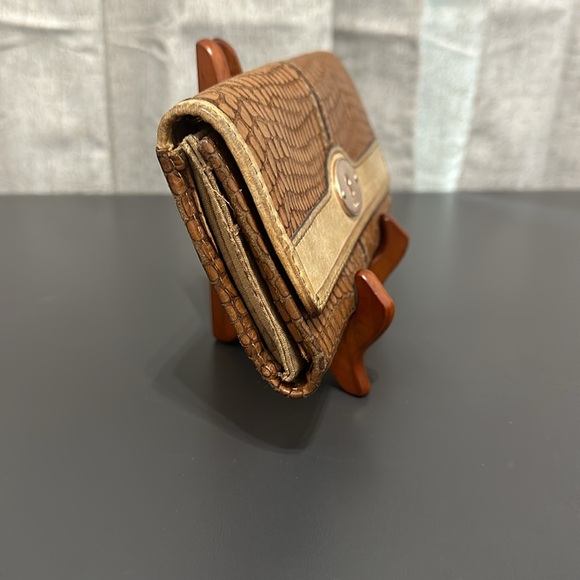 Fossil Wallet - Picture 2 of 11